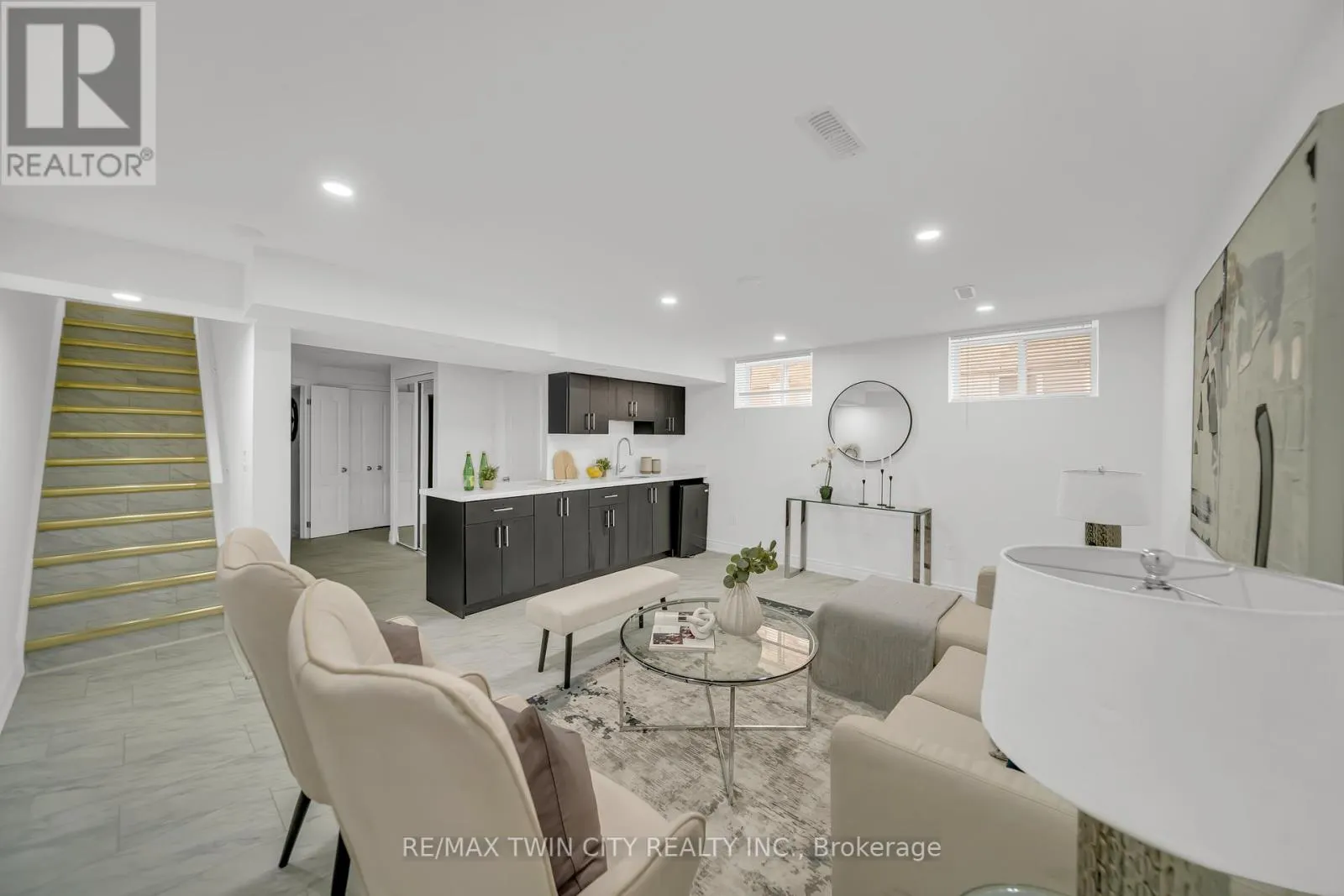 22 CHESTER DRIVE