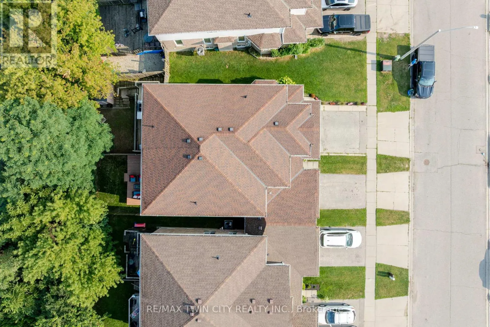 22 CHESTER DRIVE