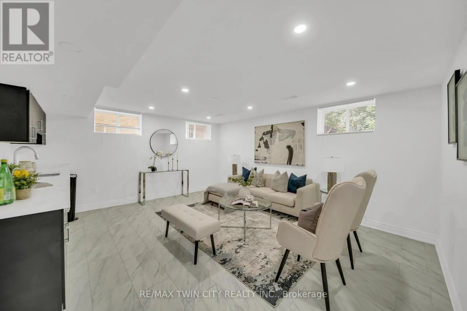 22 CHESTER DRIVE