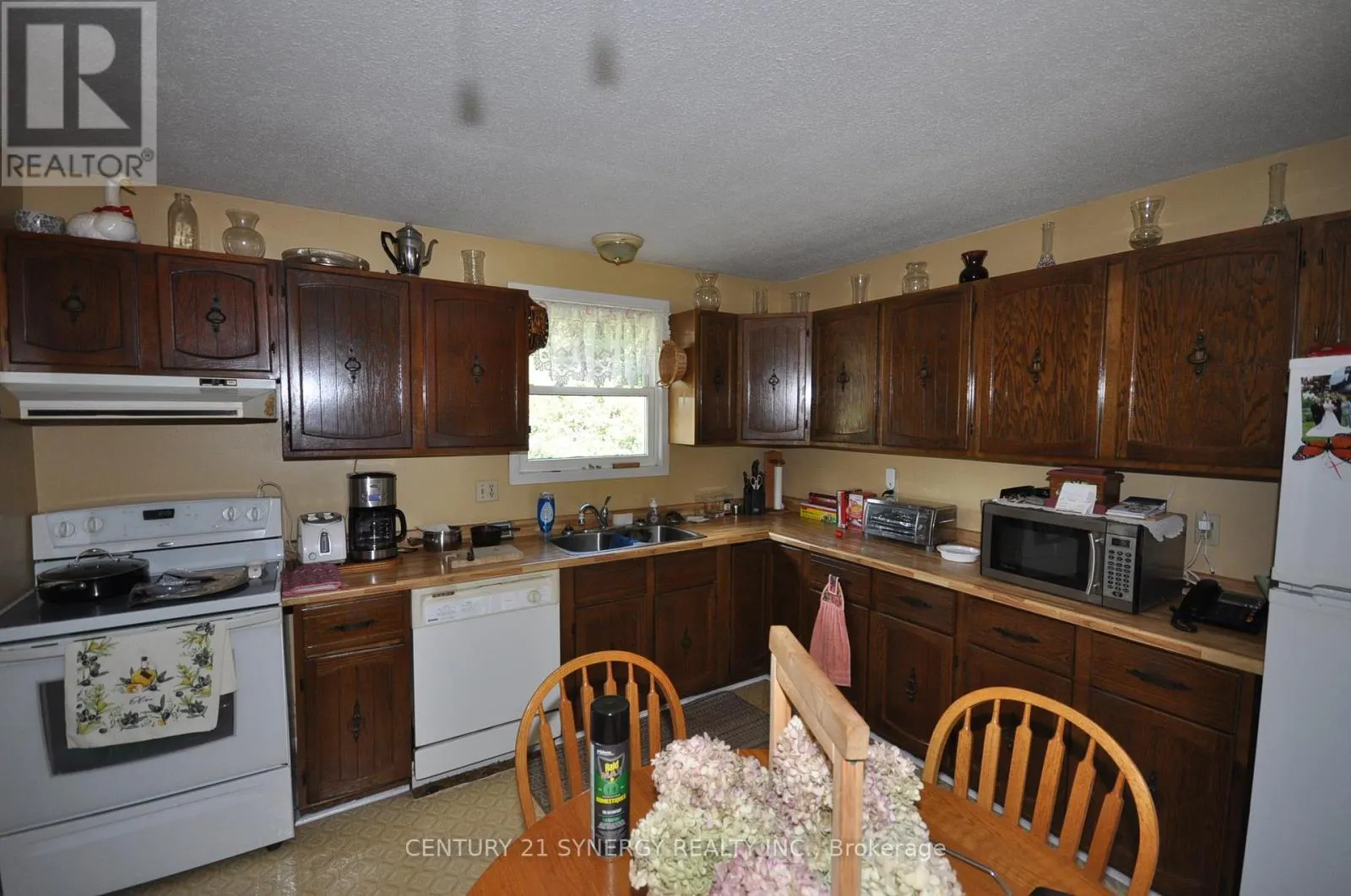186 GOLF CLUB ROAD N