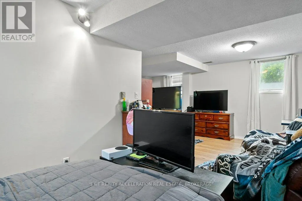 19 MORTENSEN DRIVE