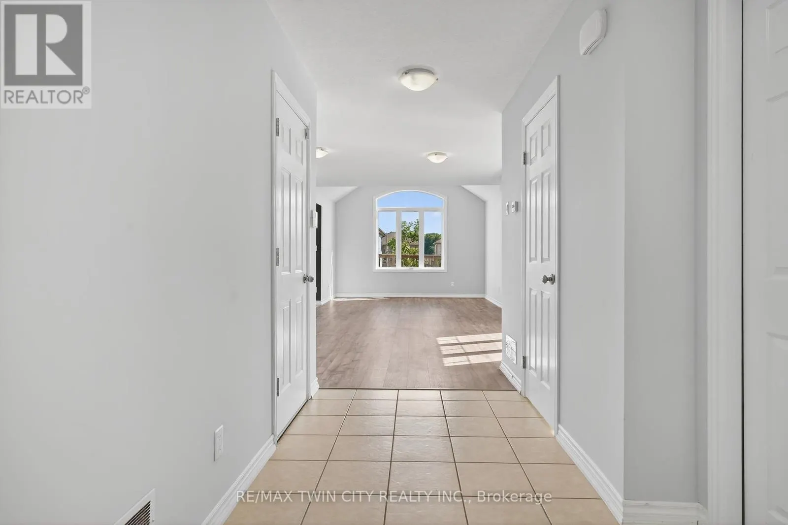420 AVENS STREET
