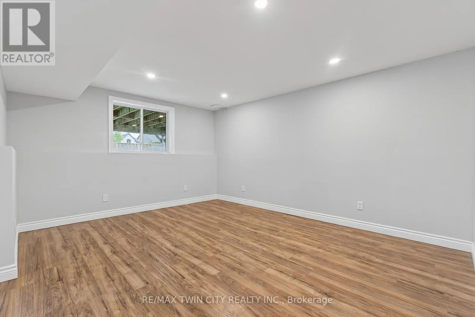 420 AVENS STREET