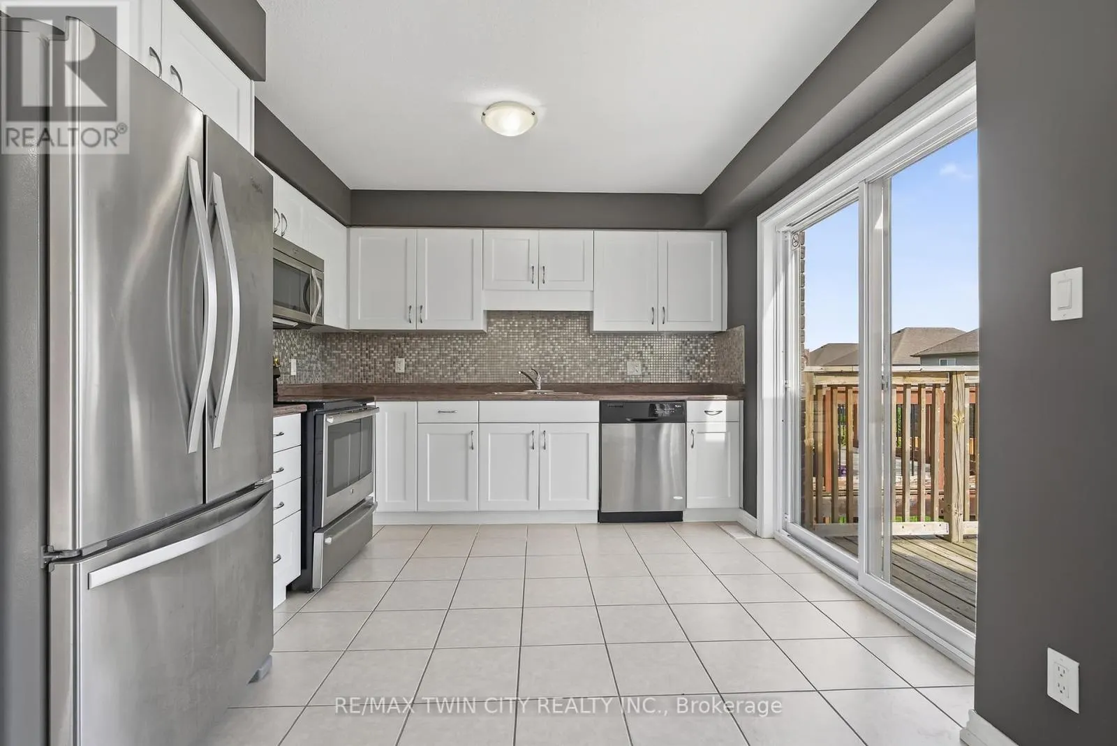 420 AVENS STREET