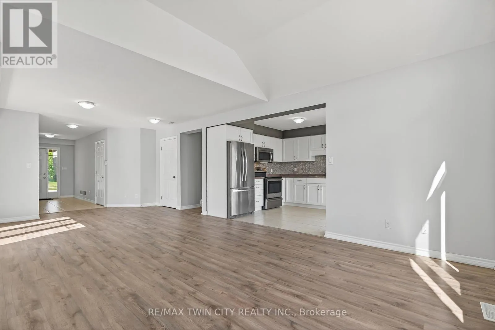 420 AVENS STREET
