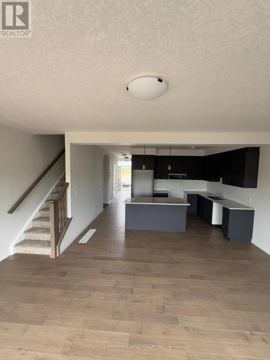 35 RIVERGREEN CRESCENT