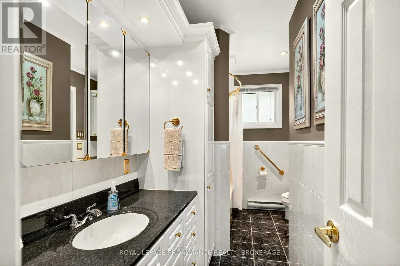 862 BERWICK PLACE