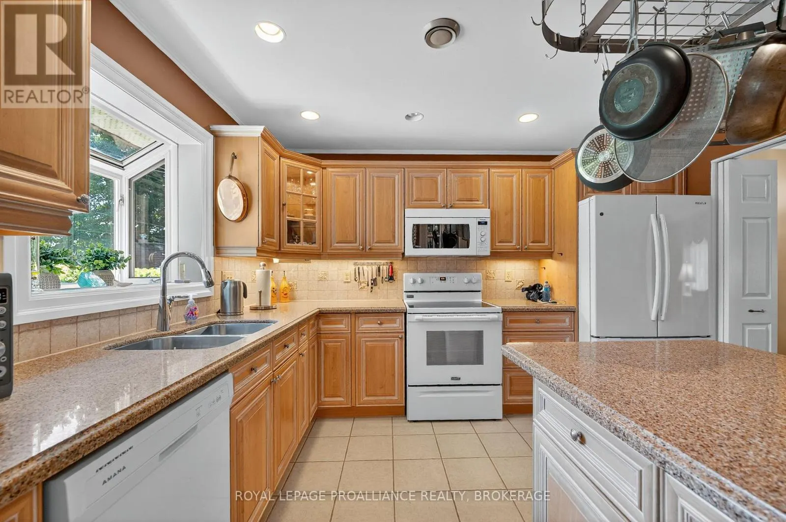 862 BERWICK PLACE