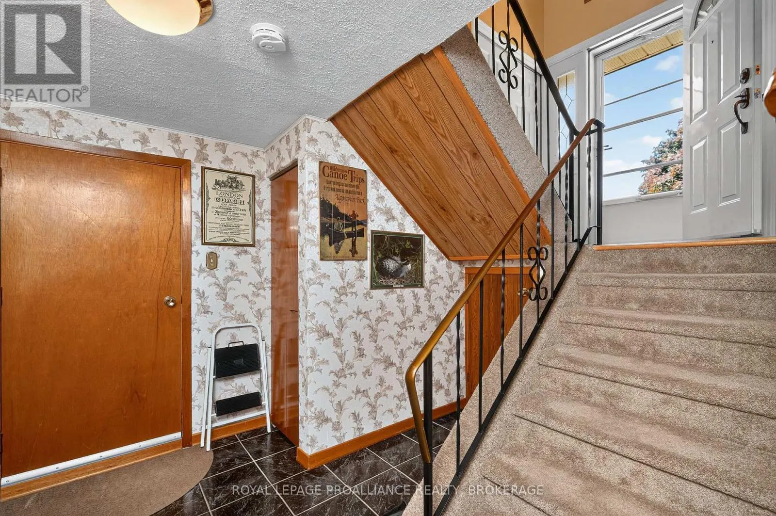 862 BERWICK PLACE