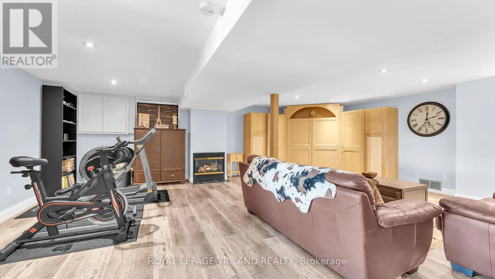 151 BRIXHAM CRESCENT