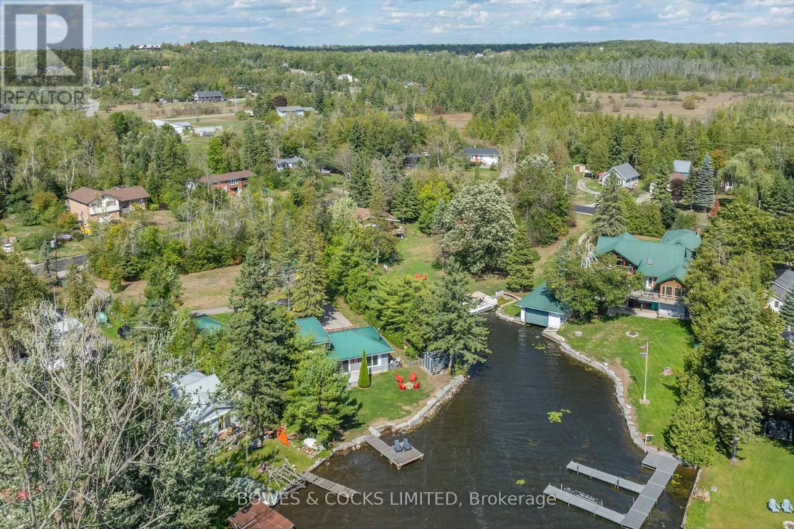 32 STURGEON GLEN ROAD