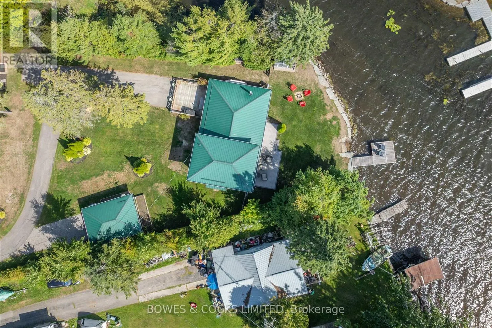 32 STURGEON GLEN ROAD