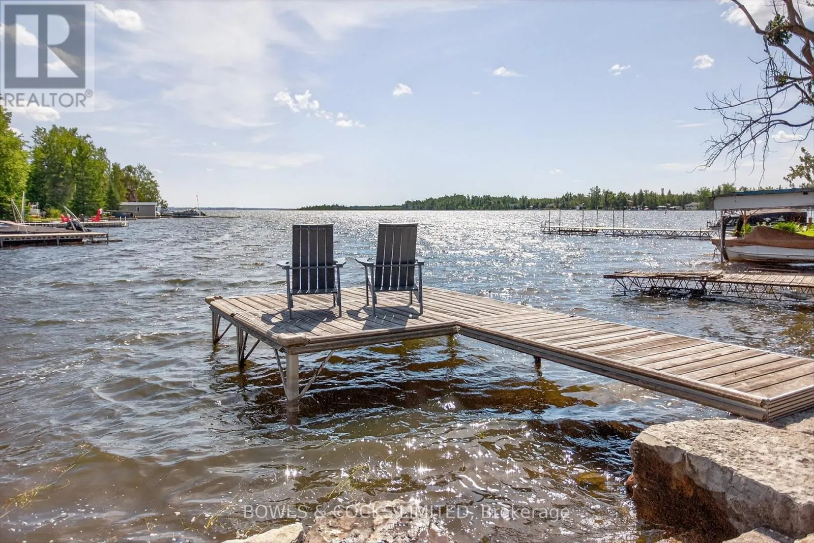 32 STURGEON GLEN ROAD