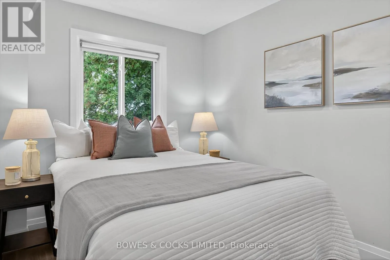 32 STURGEON GLEN ROAD