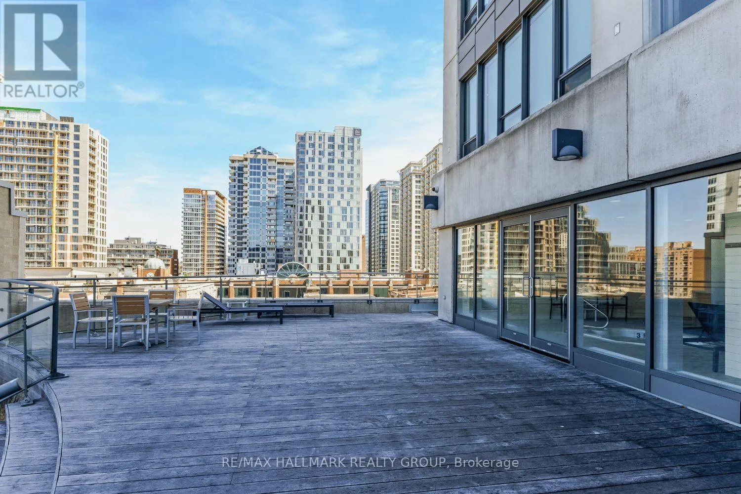 1404 - 90 GEORGE STREET