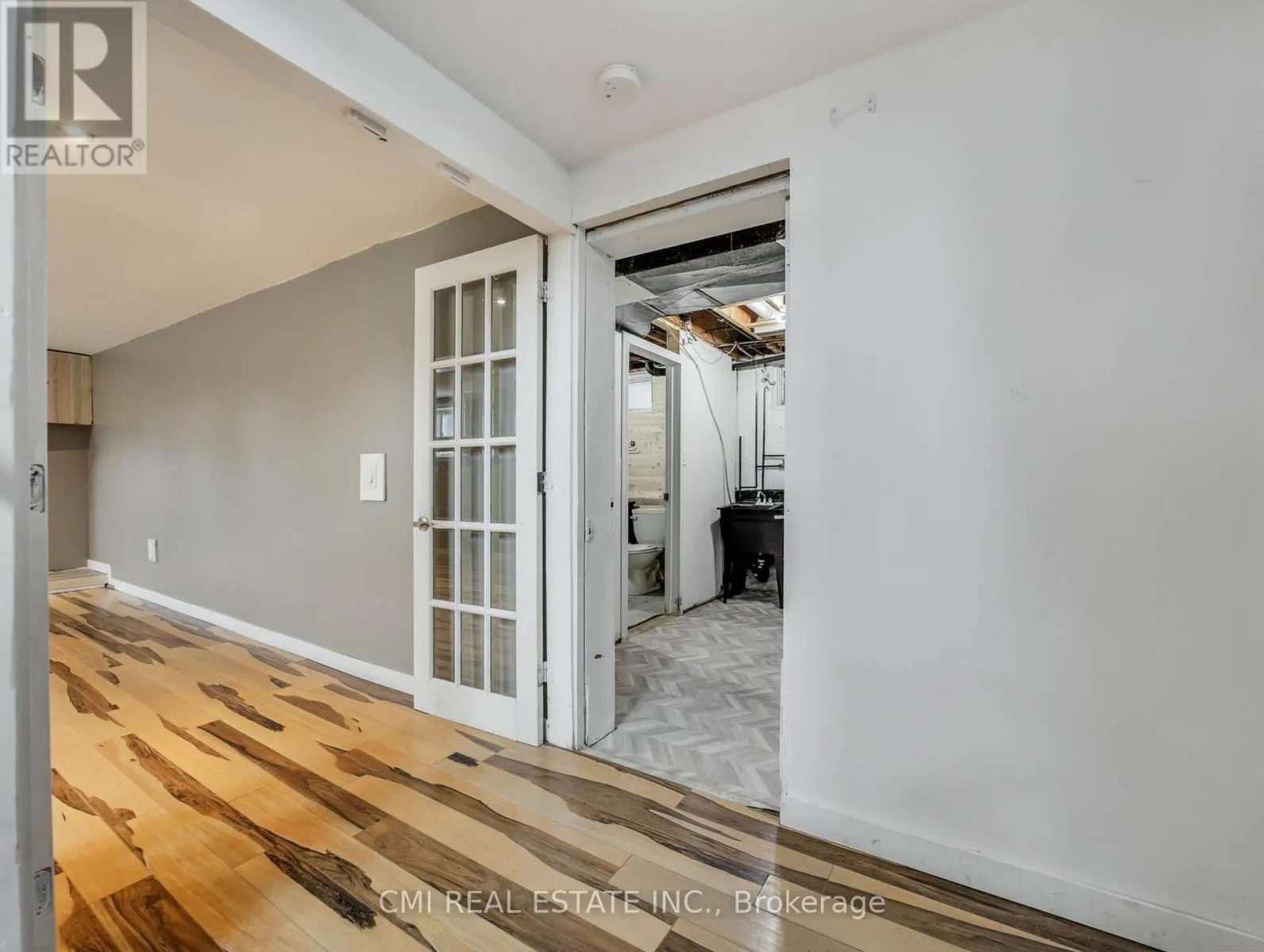 66 ROSEWOOD AVENUE