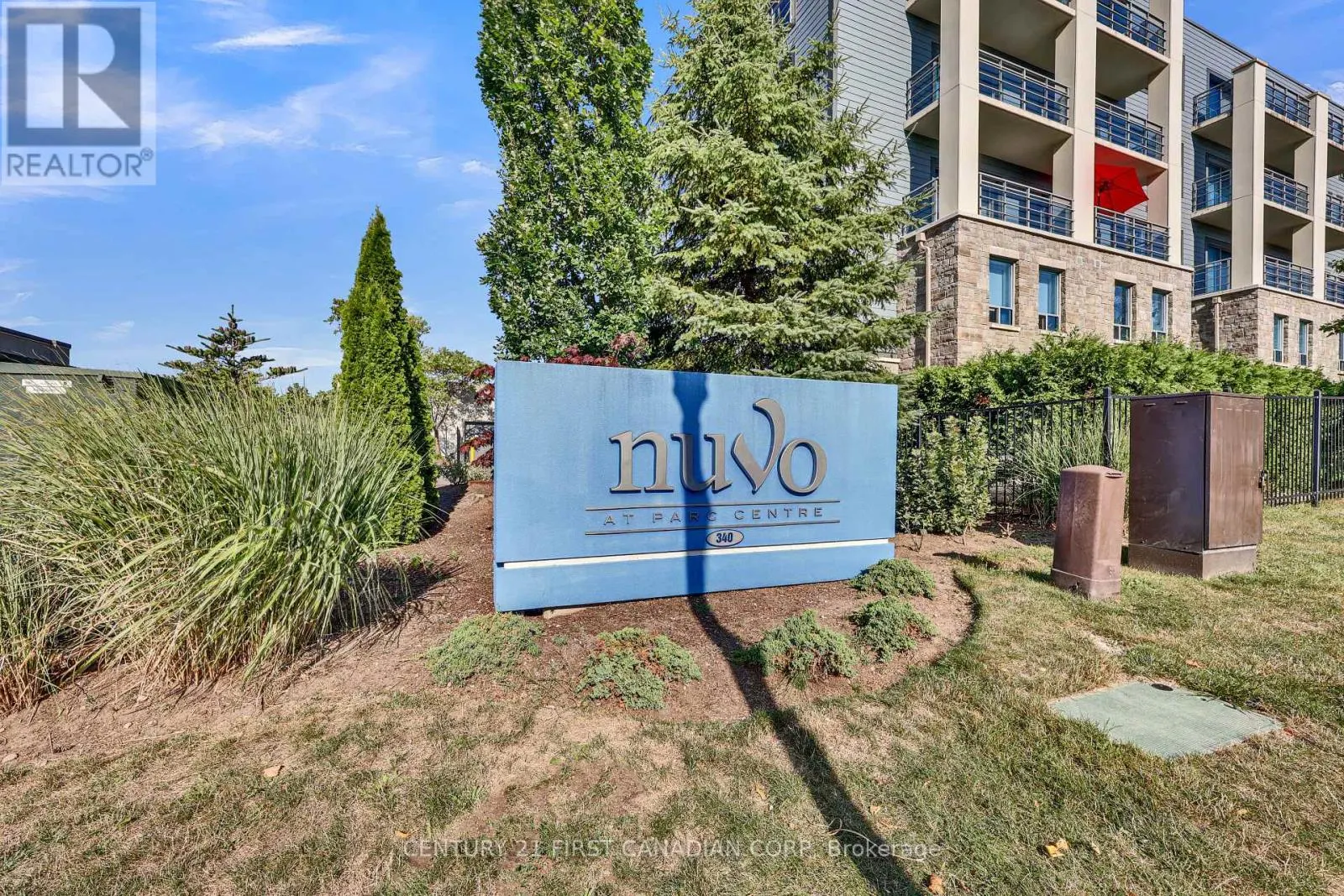 211 - 340 SUGARCREEK TRAIL, #211