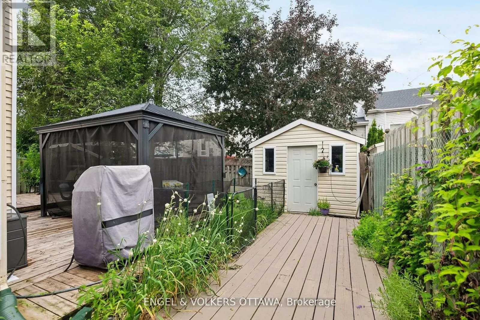 51 EMERALD MEADOWS DRIVE