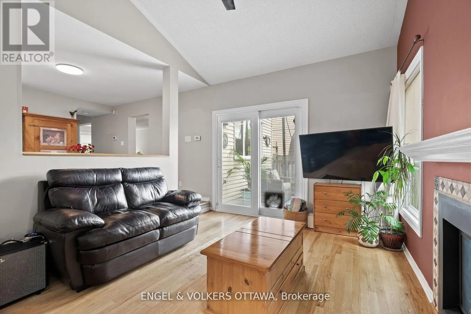 51 EMERALD MEADOWS DRIVE