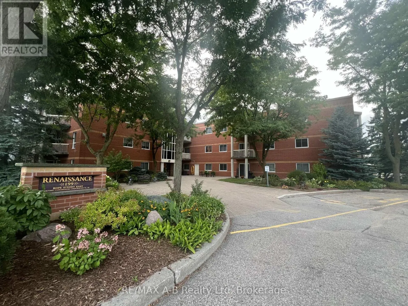 305 - 199 HOPE STREET EAST STREET E, #305