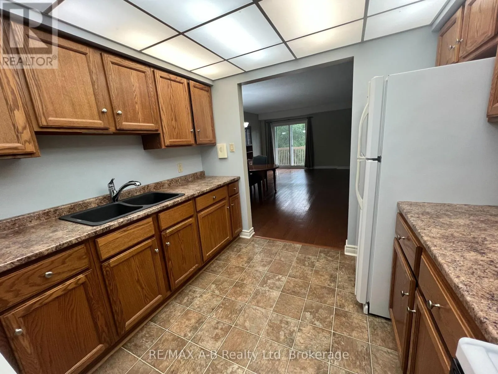 305 - 199 HOPE STREET EAST STREET E, #305