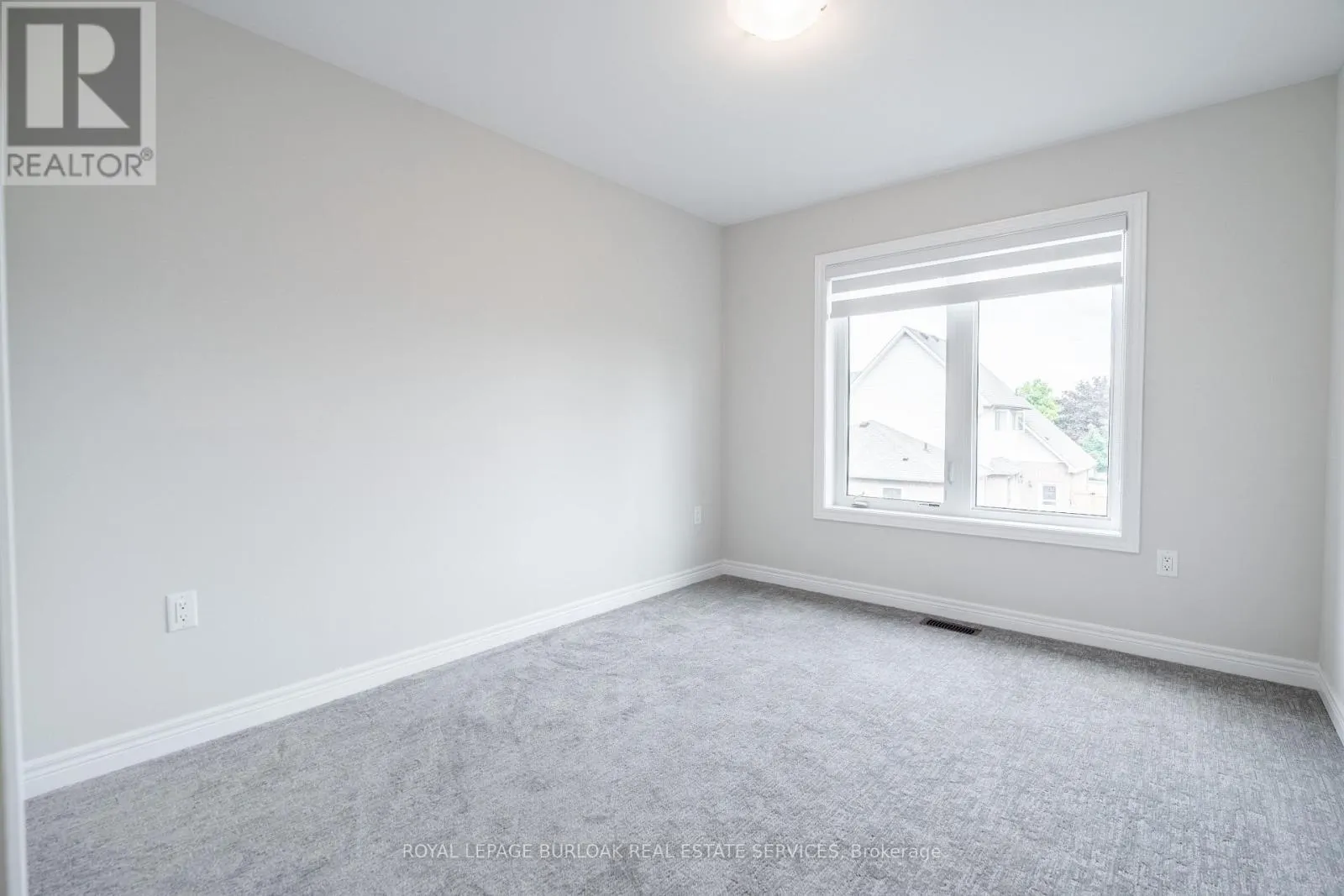 127 STARFIRE CRESCENT