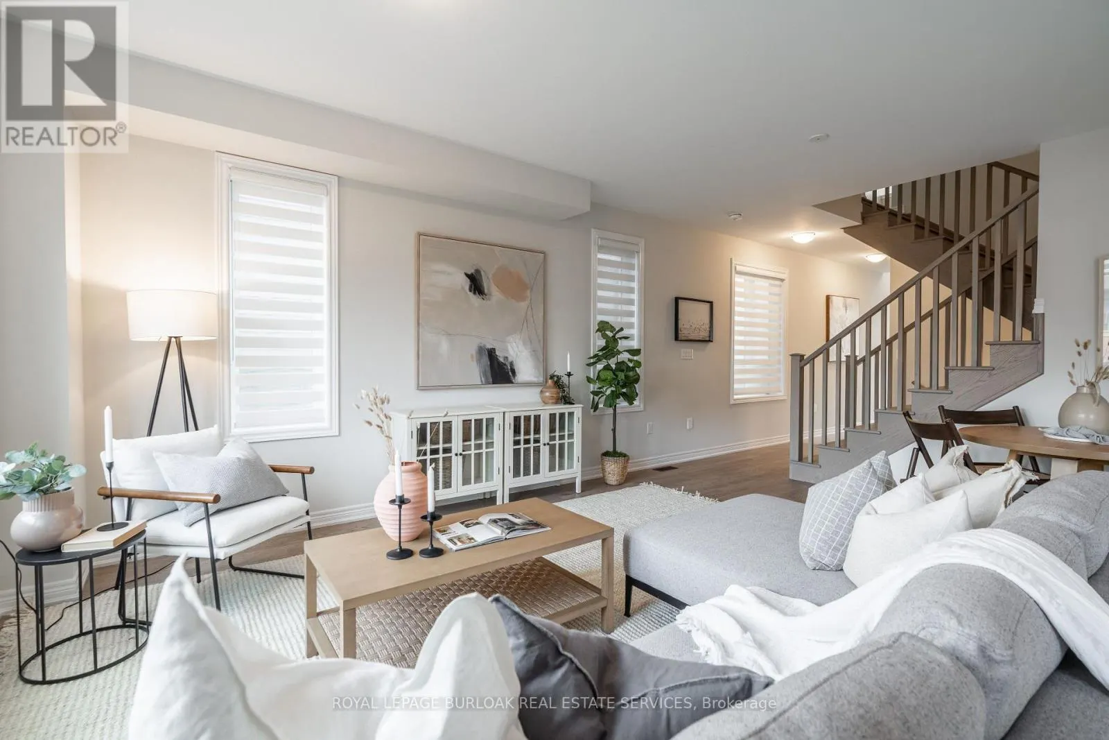 127 STARFIRE CRESCENT