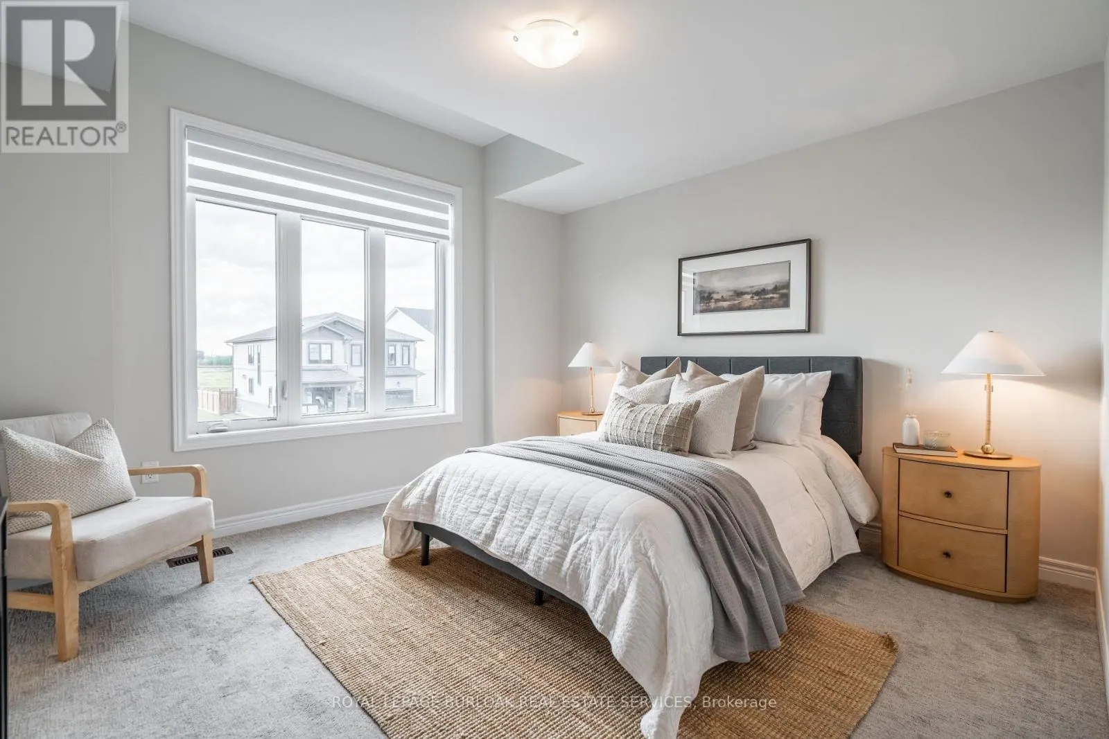 127 STARFIRE CRESCENT