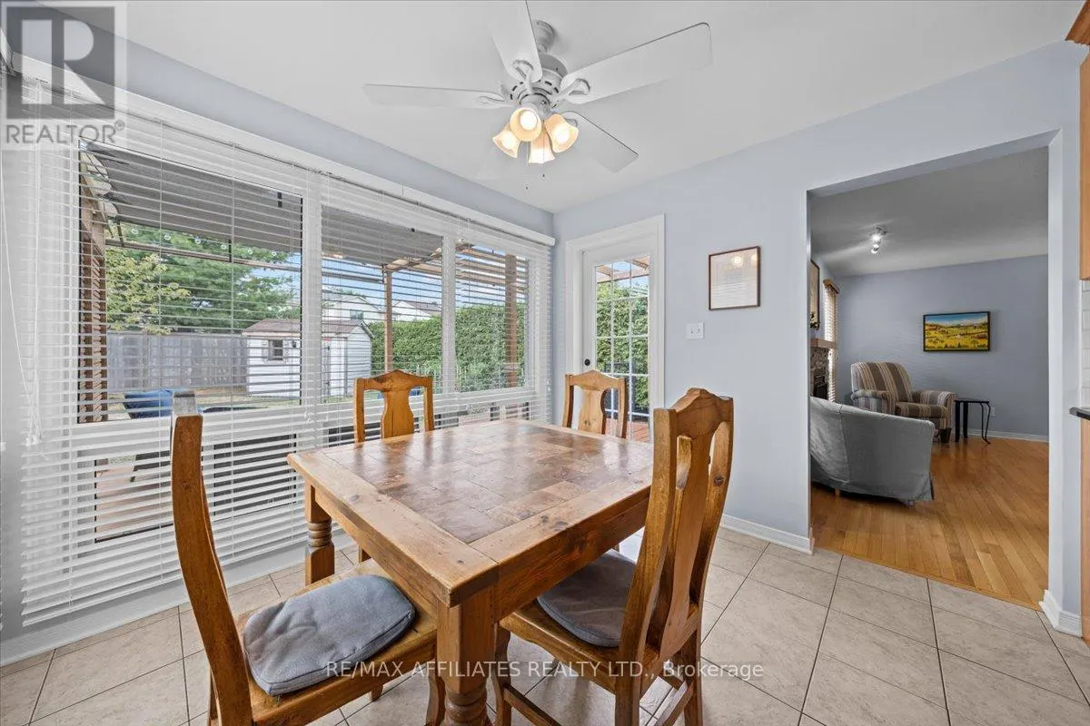 605 FALWYN CRESCENT