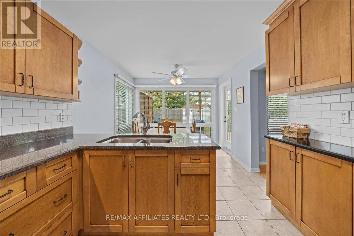 605 FALWYN CRESCENT