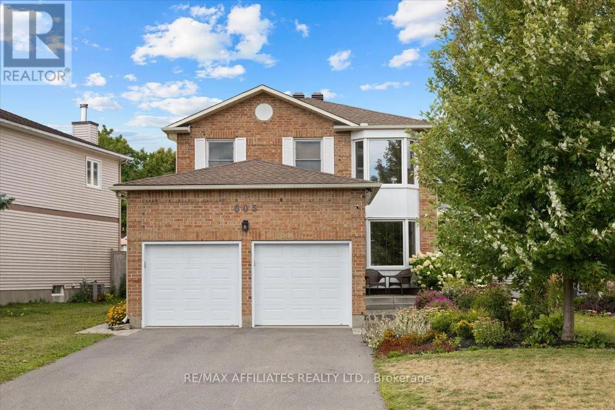 605 FALWYN CRESCENT