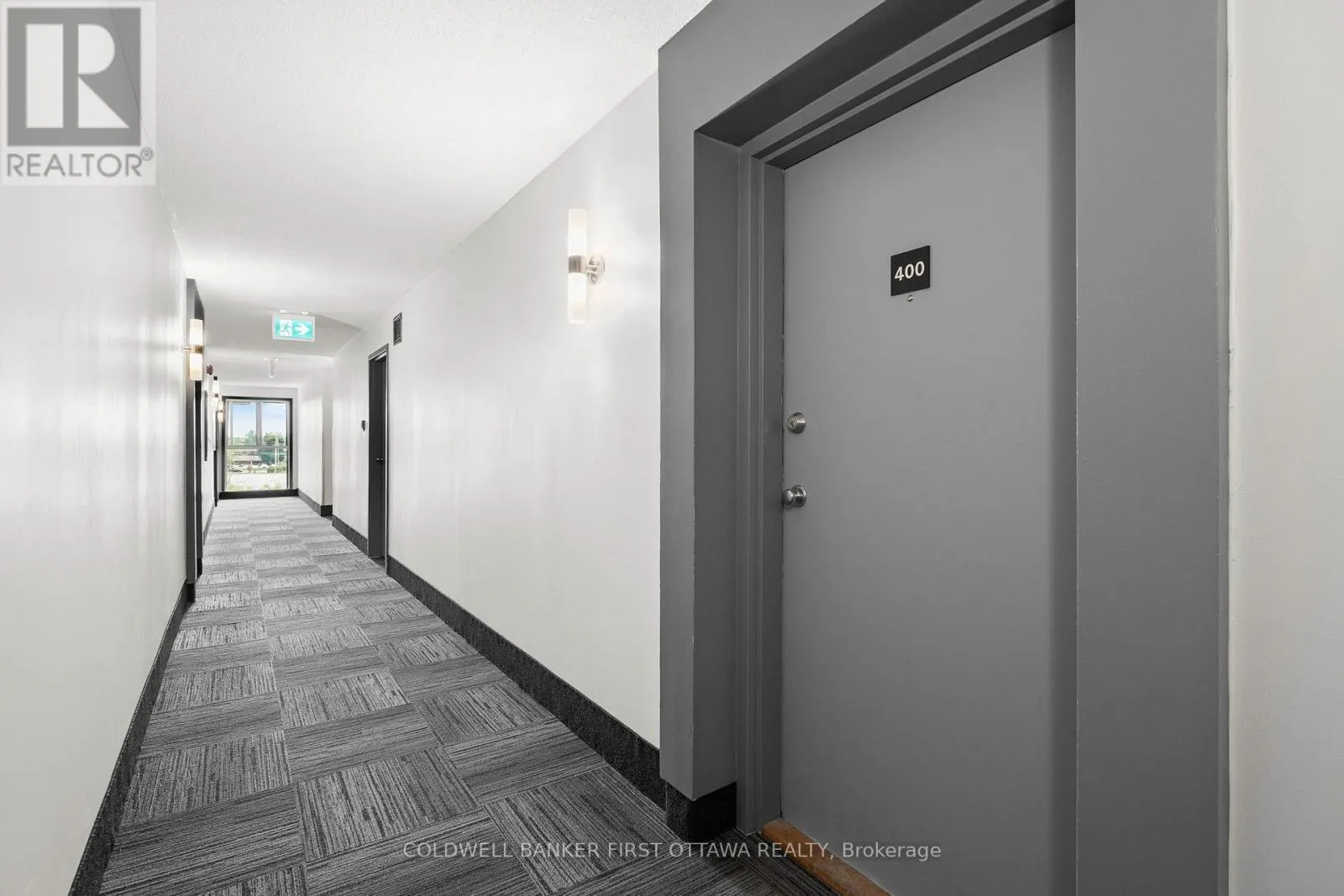 400 - 216 VIEWMOUNT DRIVE