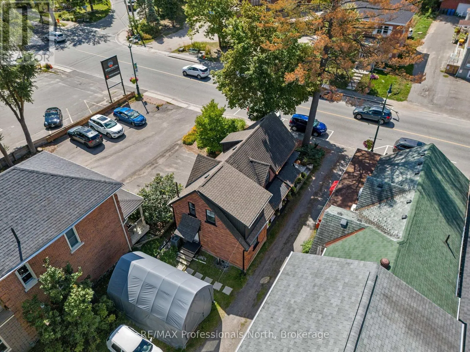 153 MANITOBA STREET