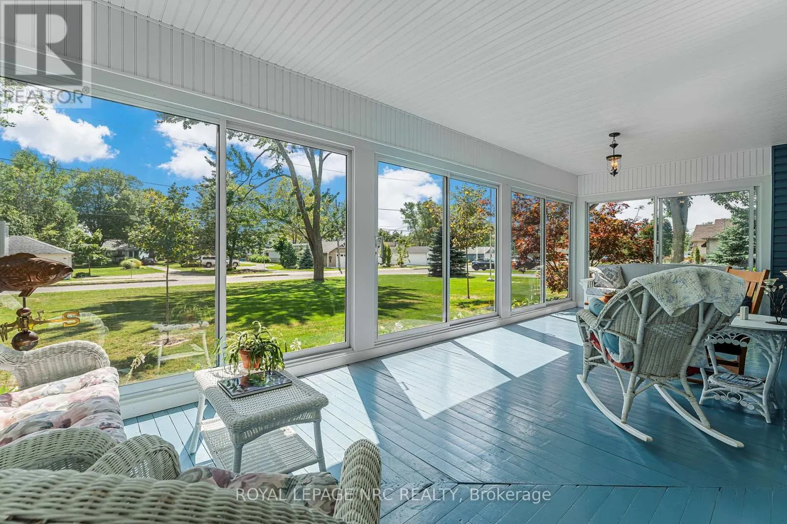 880 EDGEMERE ROAD