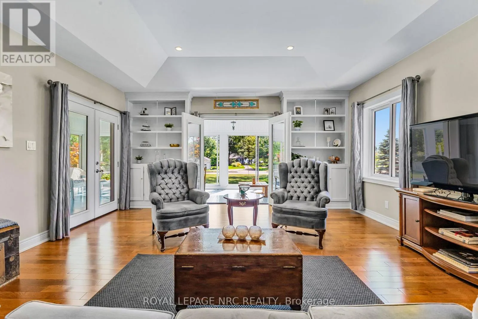 880 EDGEMERE ROAD