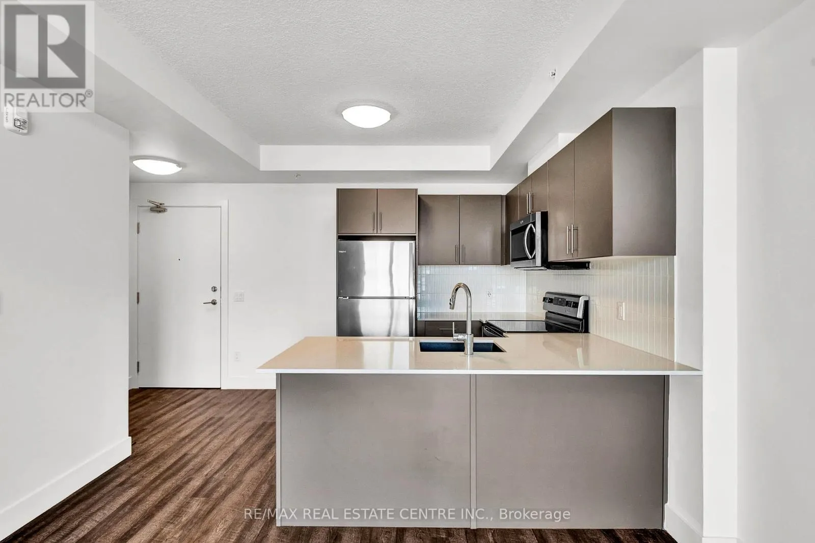503 - 107 ROGER STREET