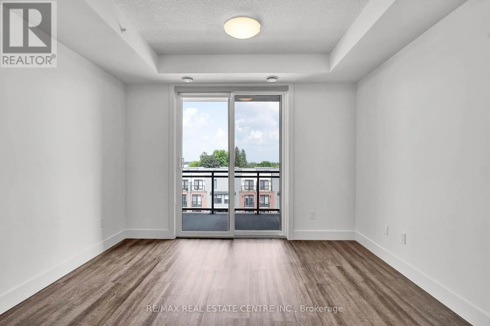 503 - 107 ROGER STREET