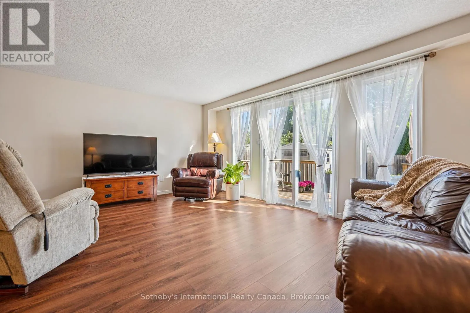 106 MAX BECKER DRIVE