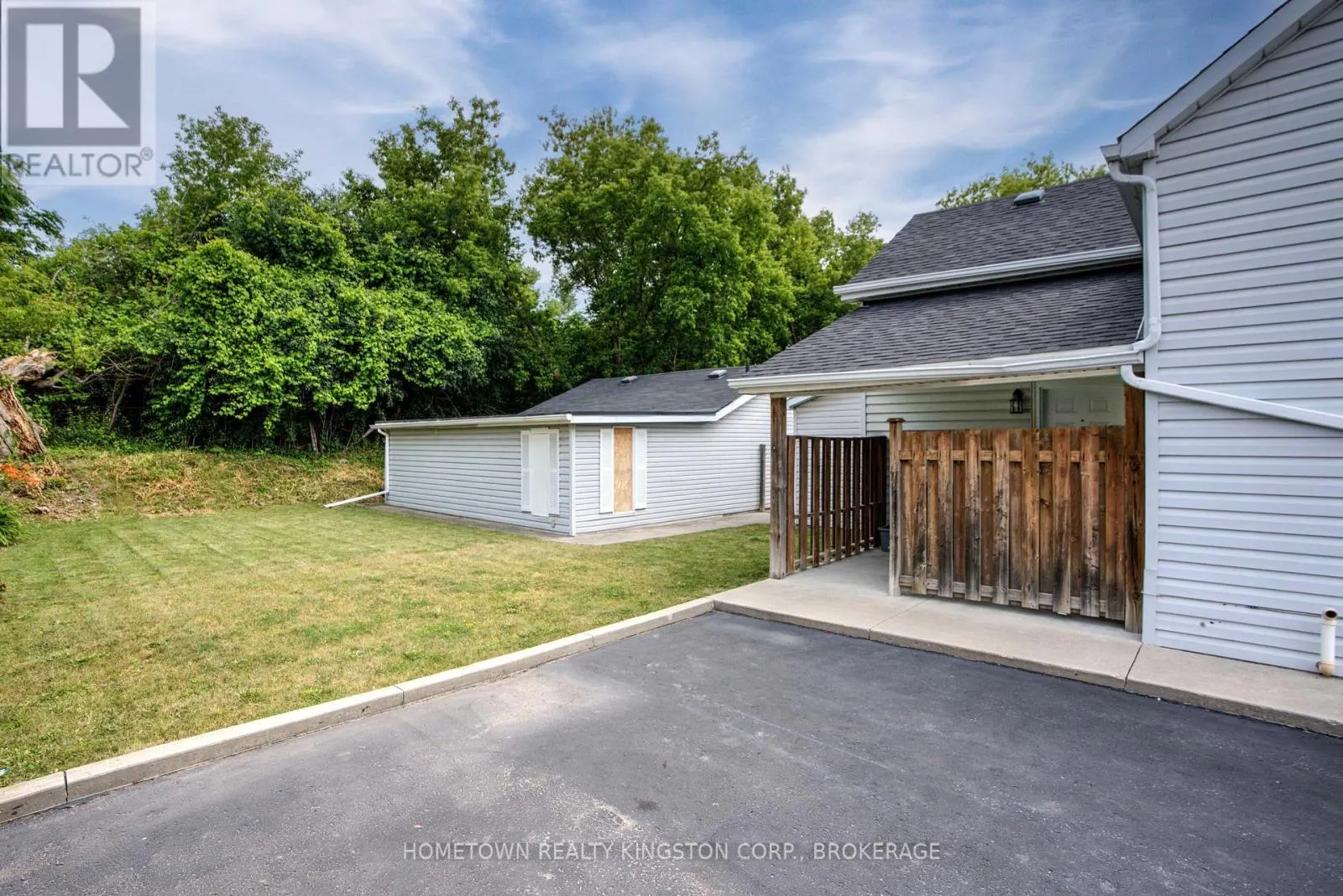 41 HICKSON AVENUE