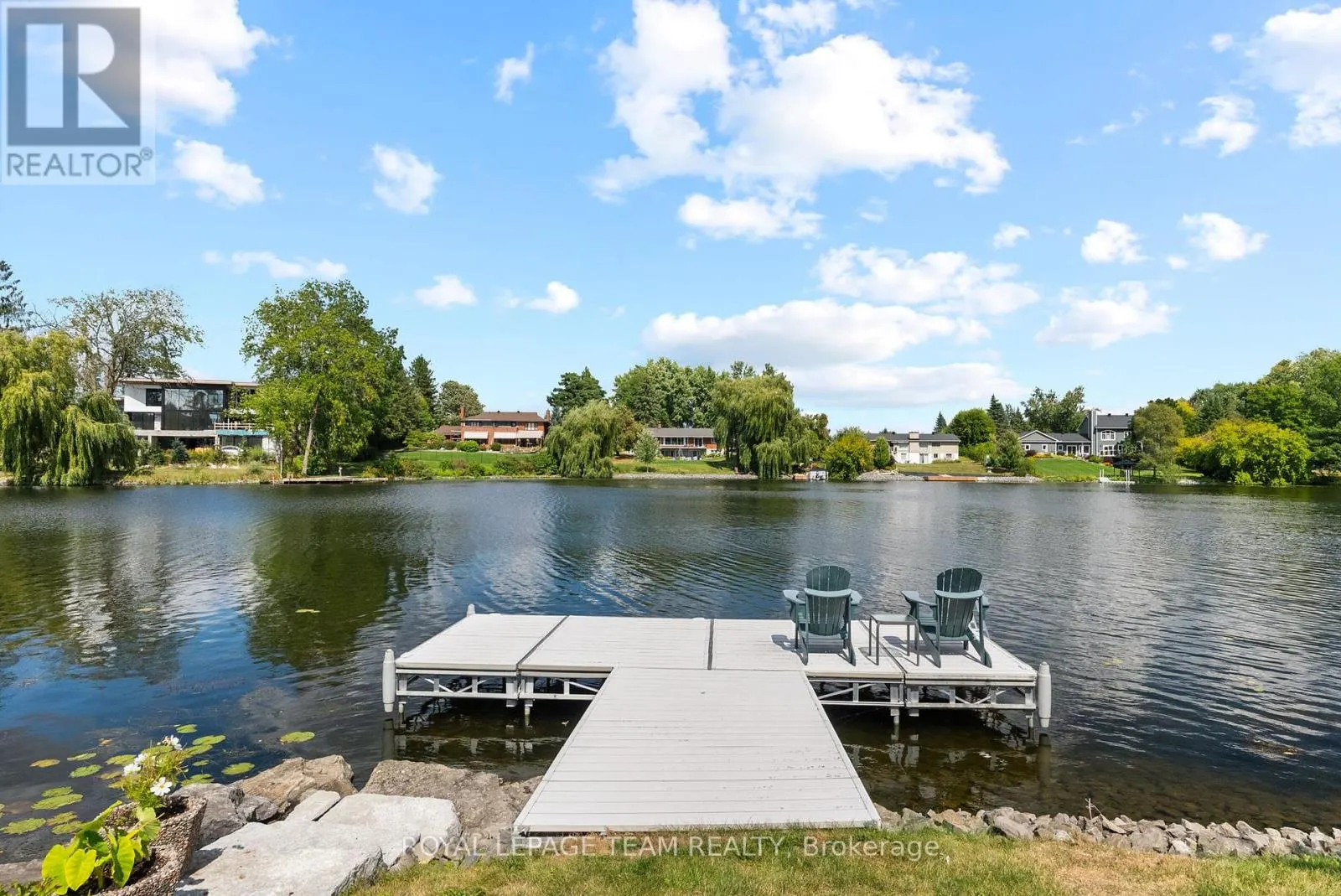 5409 RIVERSIDE CRESCENT