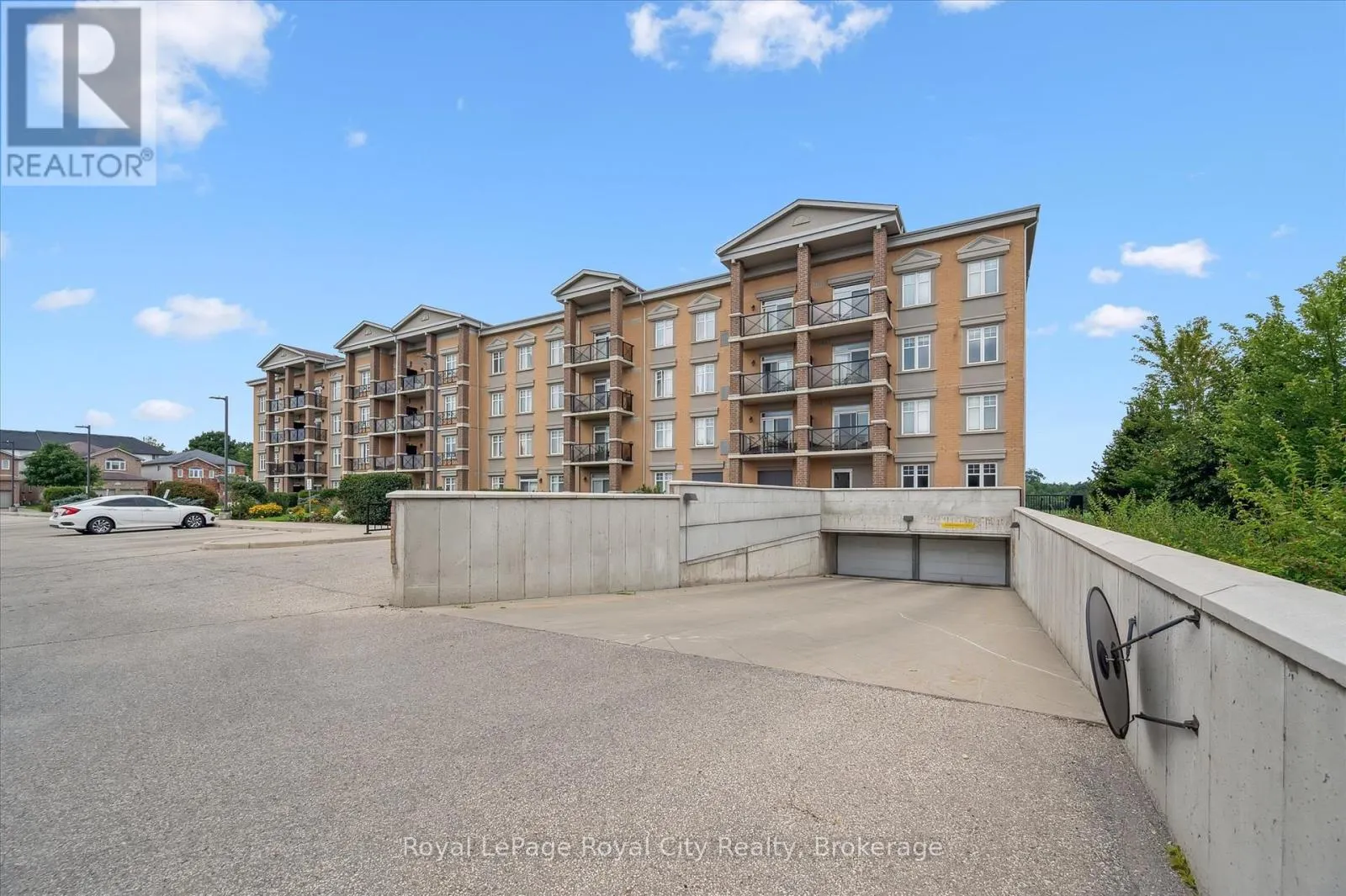 403 - 2 COLONIAL DRIVE, #403