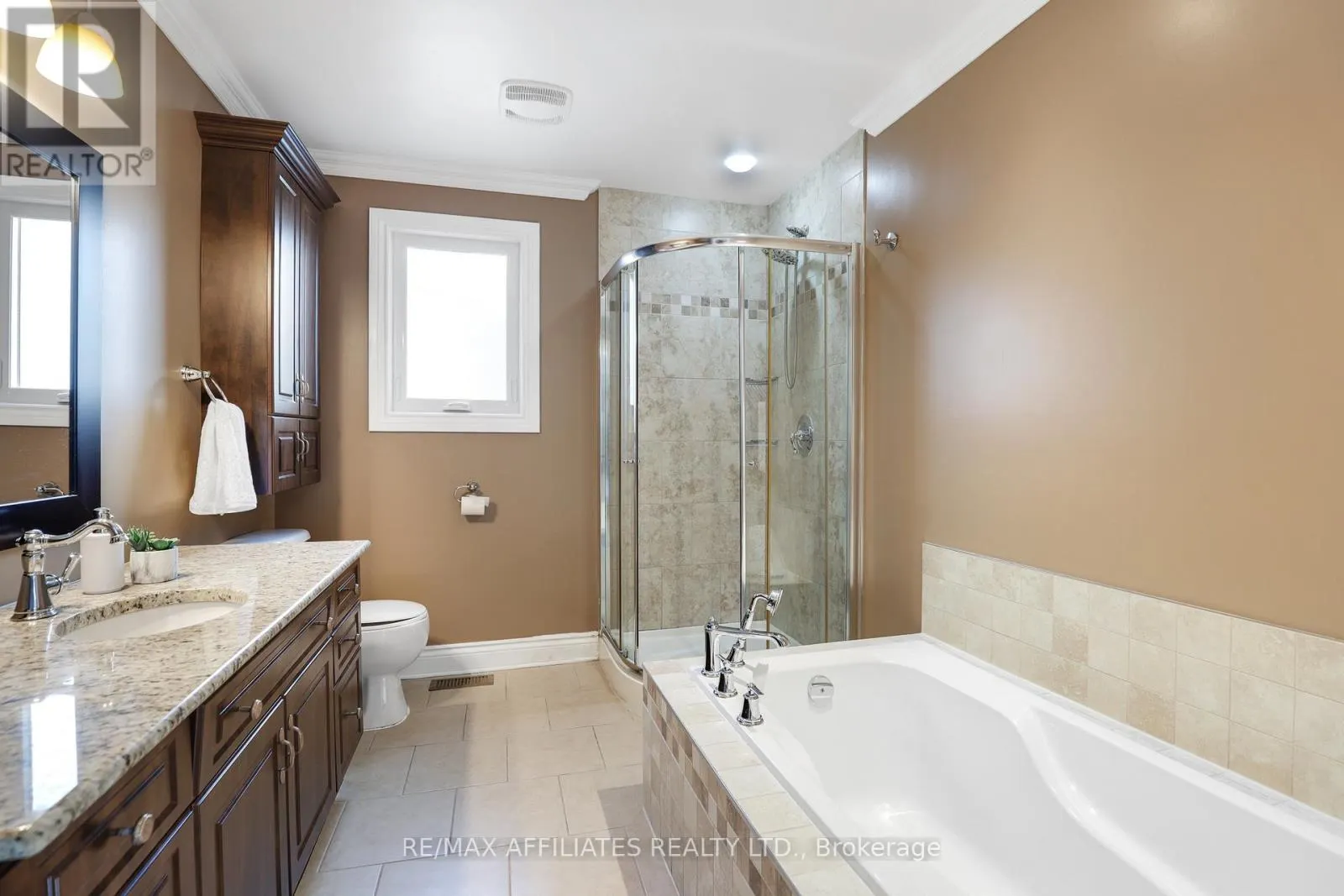 2347 BRIAR HILL DRIVE