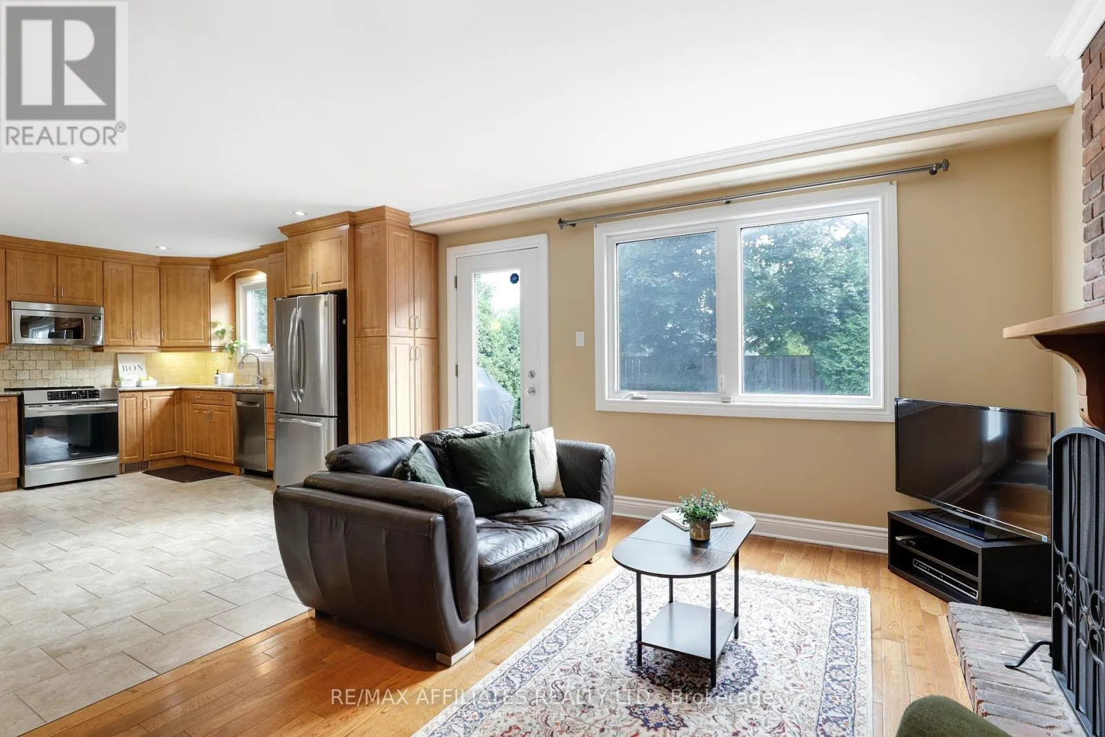 2347 BRIAR HILL DRIVE