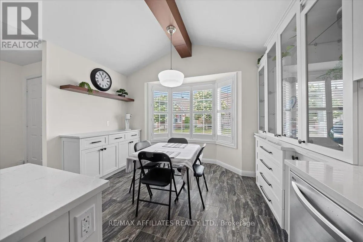 - - 1244 FOXBOROUGH PRIVATE E