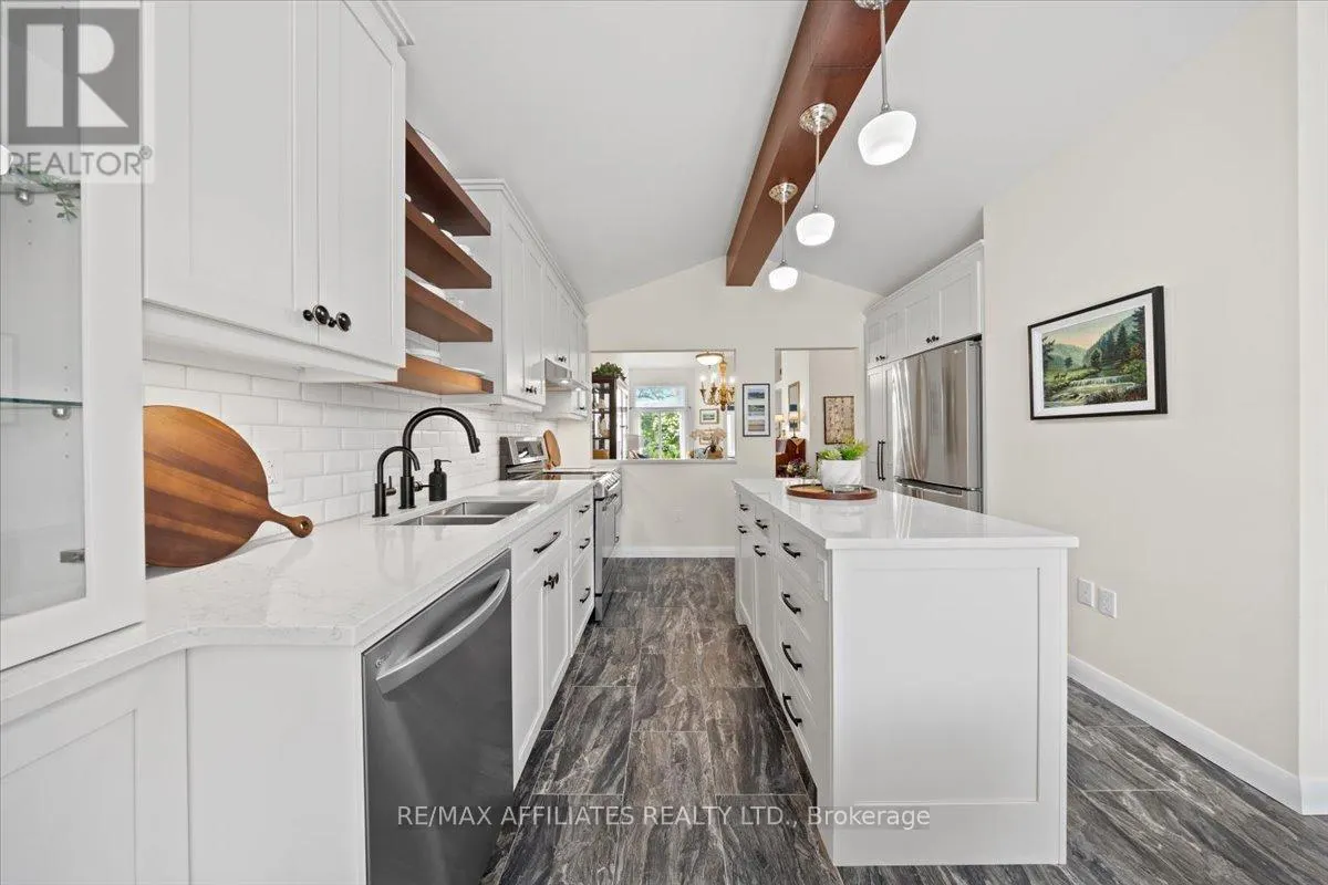 - - 1244 FOXBOROUGH PRIVATE E