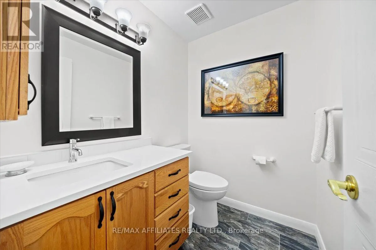 - - 1244 FOXBOROUGH PRIVATE E