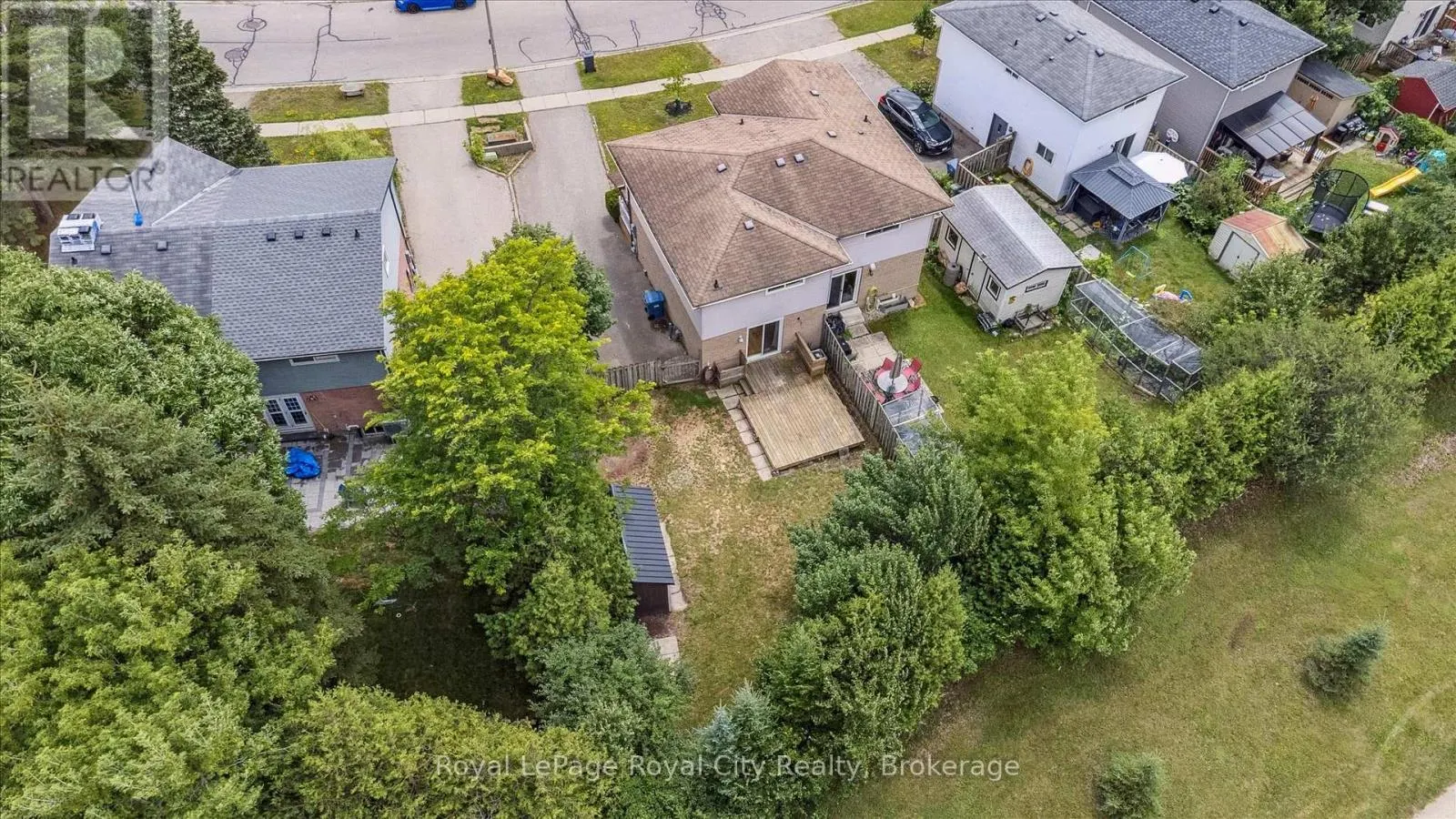 30 LEACOCK AVENUE