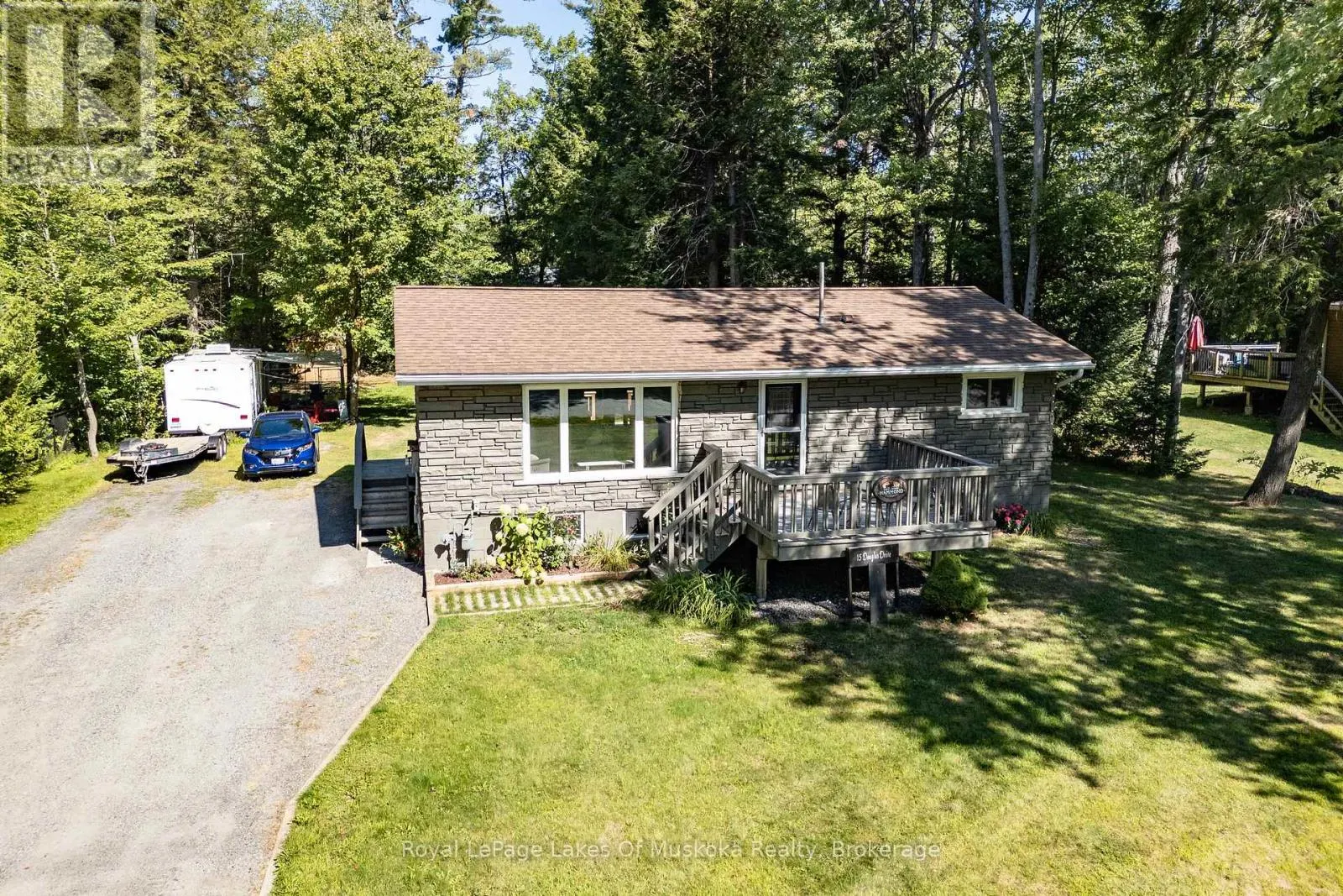 15 DOUGLAS DRIVE