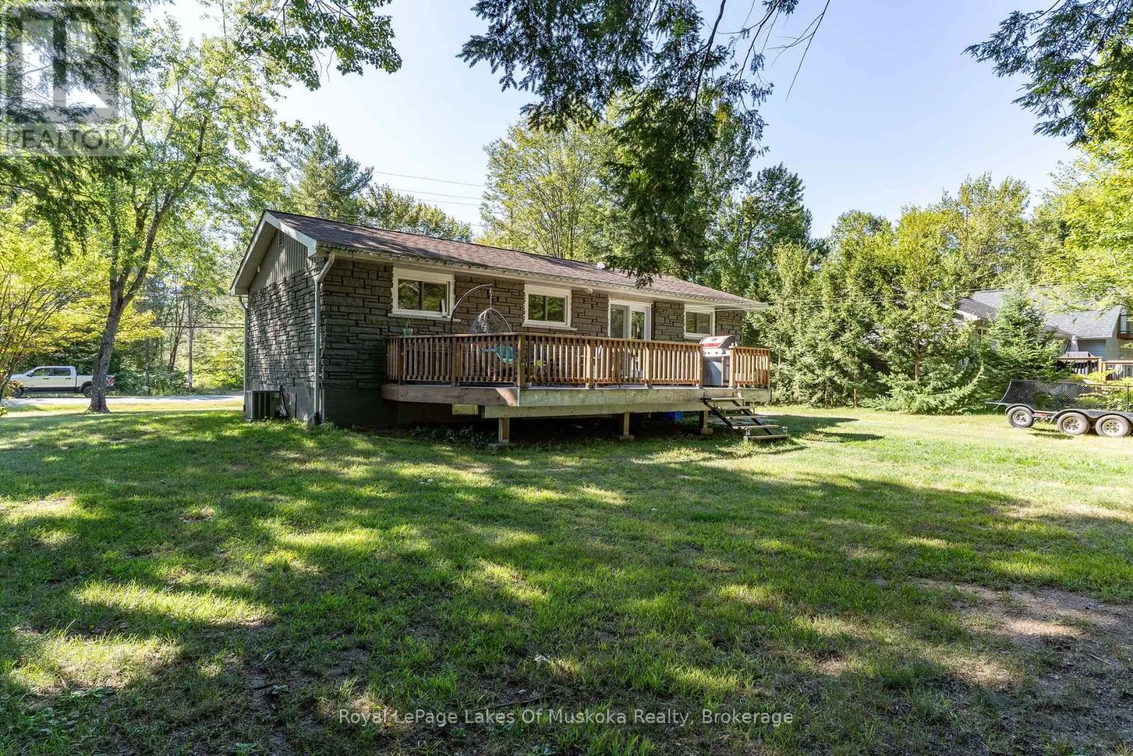 15 DOUGLAS DRIVE