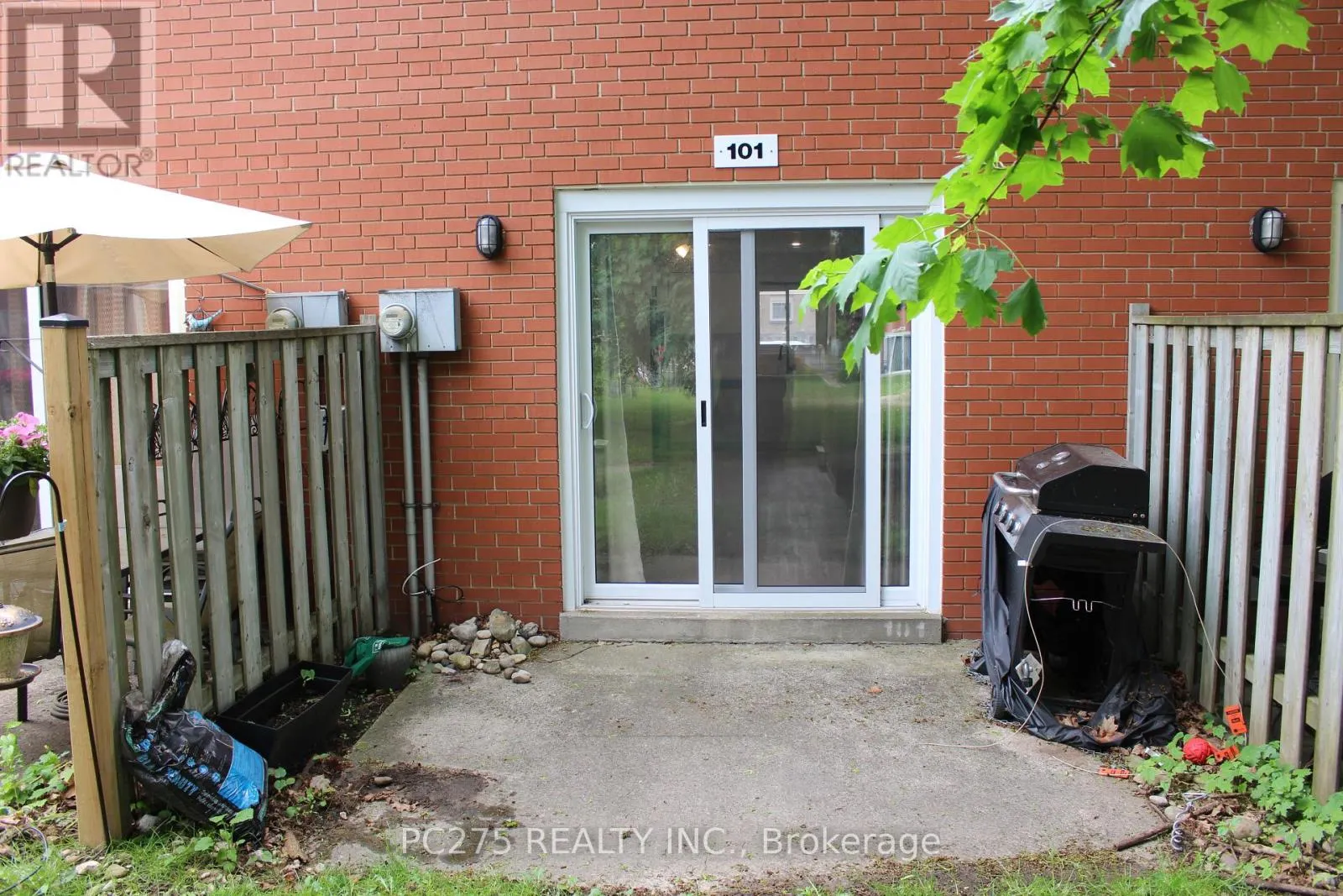 101 - 1090 KIPPS LANE, #101